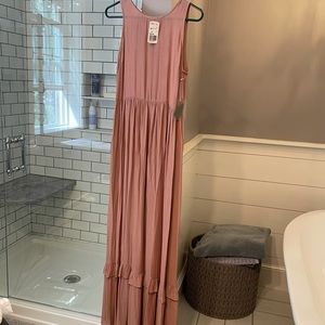 Forever 21 Mauve Maxi Dress - size XS. NWT.